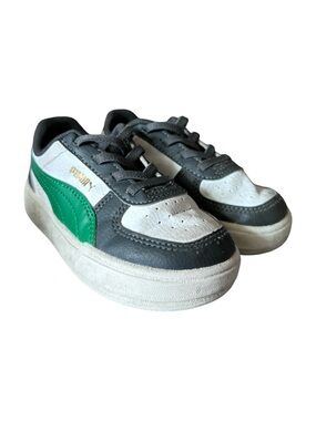 PUMA Boys Green White Shos Size 9